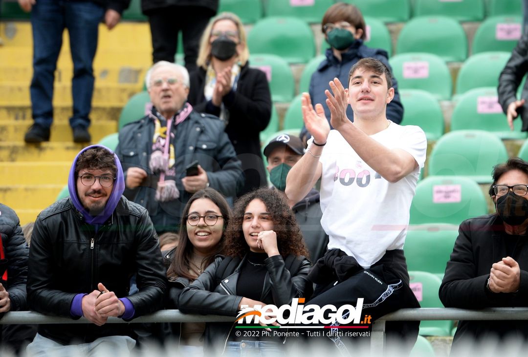 FOTO, i tifosi allo stadio per Palermo – Turris 5-0 (Gallery) - immagine 7