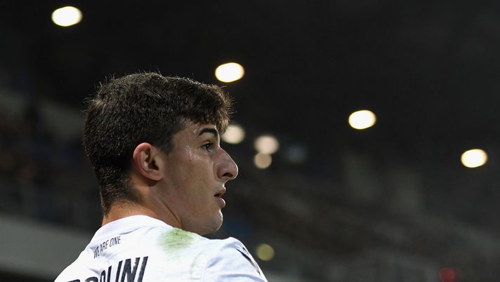 REGGIO NELL'EMILIA, ITALY - NOVEMBER 08:  Riccardo Orsolini of Bologna FC looks on during the Serie A match between US Sassuolo and Bologna FC at Mapei Stadium - CittÃ  del Tricolore on November 8, 2019 in Reggio nell'Emilia, Italy  (Photo by Alessandro Sabattini/Getty Images) 