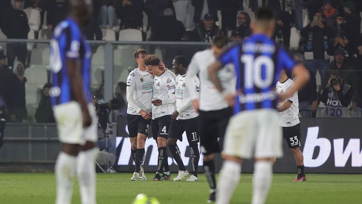 Anticipo, lo Spezia con Nzola batte l’Inter e sale a 24 punti, più 6 sul Verona - immagine 1
