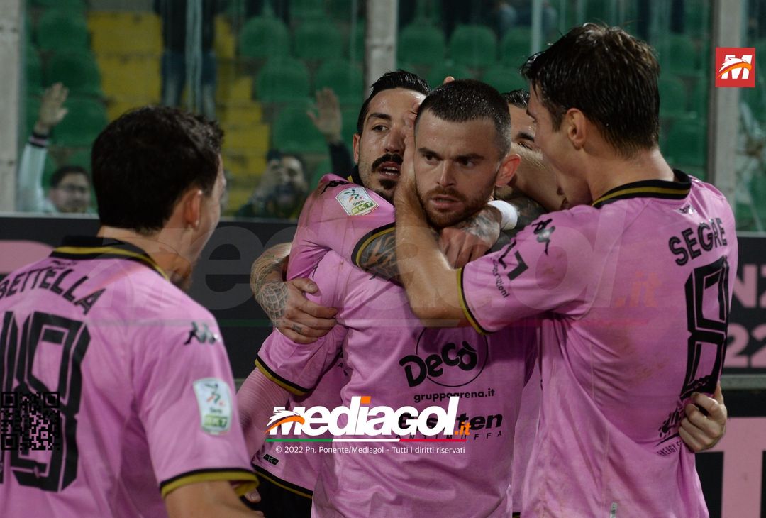 FOTO Palermo-Cagliari 2-1, 18ª giornata Serie B 2022-2023 (Gallery) - immagine 45