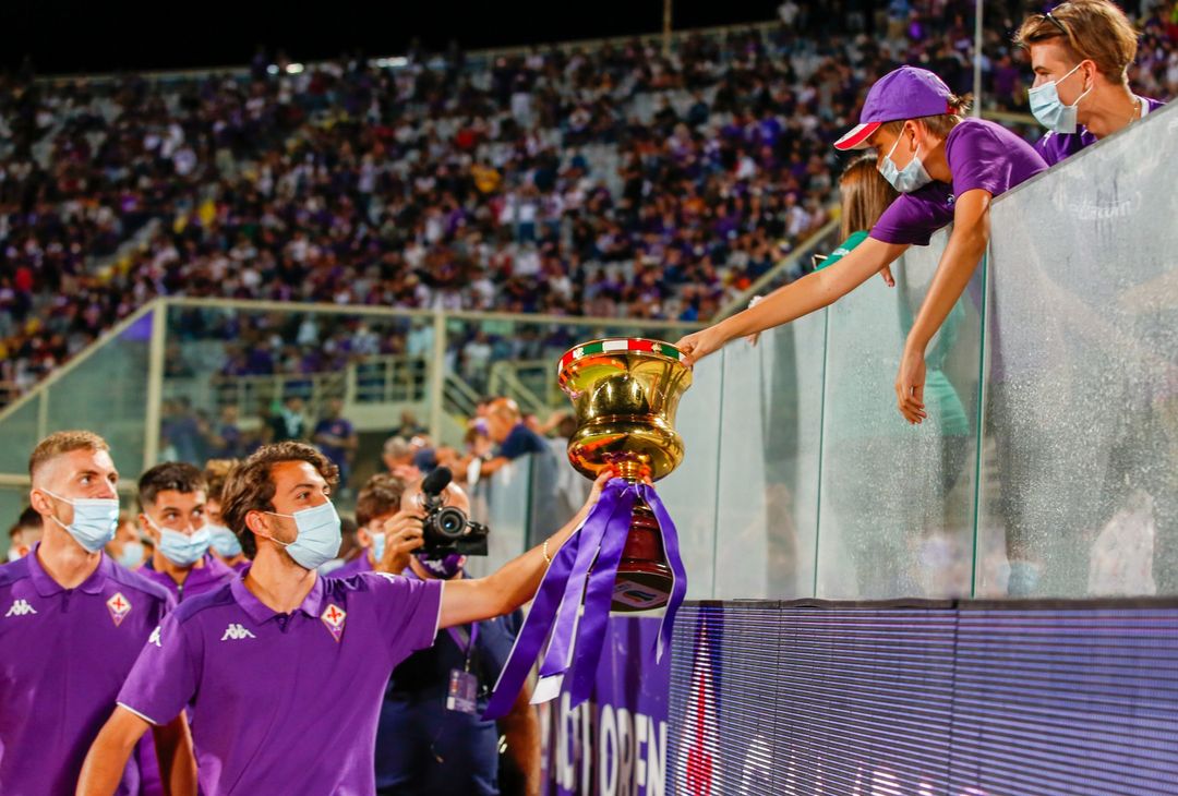  GERMOGLI PH: 28 AGOSTO 2021 FIRENZE STADIO ARTEMIO FRANCHI SERIE A FIORENTINA VS TORINO NELLA FOTO LA FIORENTINA PRIMAVERA SFILA CON LA COPPA 