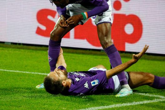 GERMOGLI PH: 9 NOVEMBRE 2022 FIRENZE STADIO ARTEMIO FRANCHI SERIE A FIORENTINA VS SALERNITANA NELLA FOTO ESULTANZA GOL BONAVENTURA Cecchi: “Fiorentina nave corsara del torneo, Bonaventura come Sparrow”- immagine 2