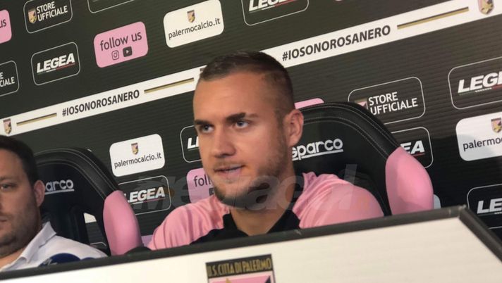 Calciomercato Palermo, retroscena Puscas: la vera formula del trasferimento e l’attrito tra Foschi e Zamparini 