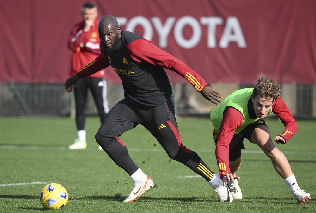 Roma, l’ultimo allenamento pima della Cremonese – FOTOGALLERY - immagine 20