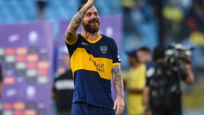 Boca Juniors, senti De Rossi: “In Italia stadi a pezzi e squadre inguardabili. Sogno di allenare gli Xeneizes, Maradona&#8230;&#8221; 