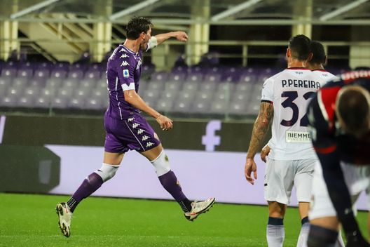 GERMOGLI PH: 23 GENNAIO 2021 FIRENZE STADIO ARTEMIO FRANCHI SERIE A FIORENTINA VS CROTONE NELLA FOTO GOL ED ESULTANZA VLAHOVIC GERMOGLI PH: 23 GENNAIO 2021 FIRENZE STADIO ARTEMIO FRANCHI SERIE A FIORENTINA VS CROTONE NELLA FOTO GOL ED ESULTANZA VLAHOVIC