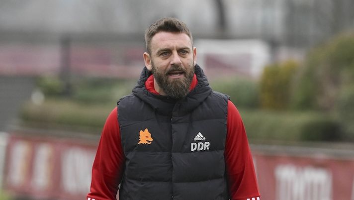 Roma, prove di difesa a 4 per De Rossi vista l’emergenza: tutte le possibili novità - immagine 1