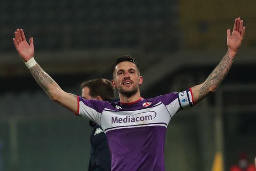 GERMOGLI PH: 17 GENNAIO 2022 FIRENZE STADIO ARTEMIO FRANCHI CAMPIONATO SERIE A TIM 2021/2022 FIORENTINA VS GENOA NELLA FOTO ESULTANZA GOL BIRAGHI Giorgetti: “Biraghi? Punizioni spaziali, non so se migliorerà ancora”- immagine 2