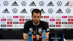 VIDEO Eintracht Francoforte, il chiaro messaggio di Younes al Napoli: “Qui sto bene”