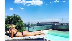 Icardi e Wanda, pomeriggio a Milano: tuffo in piscina con vista mozzafiato