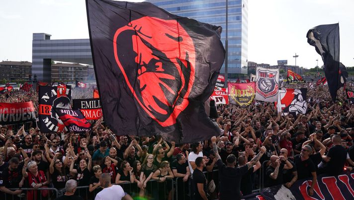 Derby di febbraio, aggressioni al 1′ anello blu: indagini chiuse per 10 ultras Milan - immagine 1