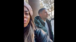 VIDEO / Sensi canta Hakuna Matata, la sua Giulia lo riprende