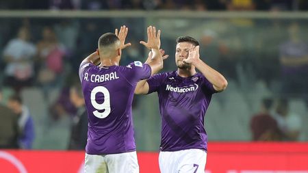FLORENCE, ITALY - OCTOBER 22: Luka Jovic of ACF Fiorentina celebrates after scoring the third goal of his team with Arthur Mendonça Cabral of ACF Fiorentina during the Serie A match between ACF Fiorentina and FC Internazionale at Stadio Artemio Franchi on October 22, 2022 in Florence, Italy. (Photo by Gabriele Maltinti/Getty Images)