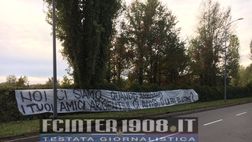 Non è ancora finita. Striscione sotto casa per Icardi: “Noi ci siamo. E gli argentini?”
