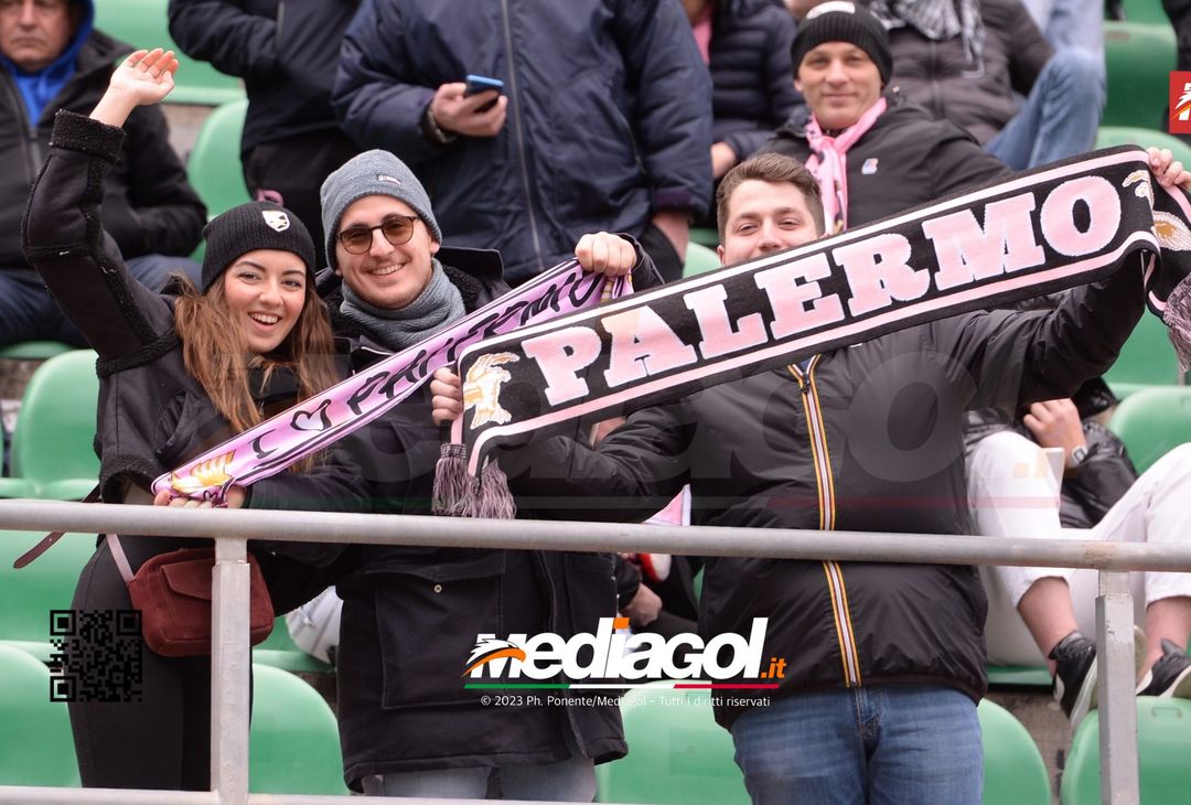 FOTOTIFO Palermo-Reggina 2-1, i tifosi allo Stadio “Renzo Barbera” (Gallery) - immagine 76