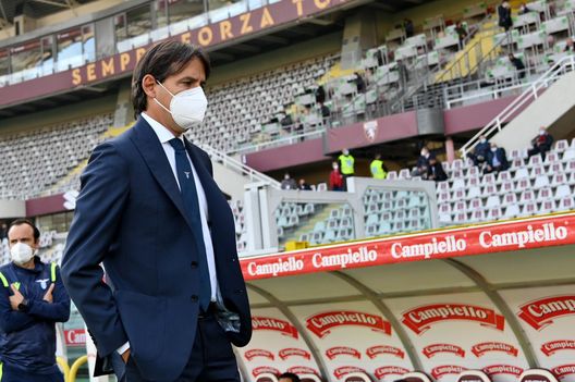 TURIN, ITALY - NOVEMBER 01: SS Lazio head coach Simone Inzaghi during the Serie A match between Torino FC and SS Lazio at Stadio Olimpico di Torino on November 01, 2020 in Turin, Italy. (Photo by Marco Rosi - SS Lazio/Getty Images) TURIN, ITALY - NOVEMBER 01: SS Lazio head coach Simone Inzaghi during the Serie A match between Torino FC and SS Lazio at Stadio Olimpico di Torino on November 01, 2020 in Turin, Italy. (Photo by Marco Rosi - SS Lazio/Getty Images)