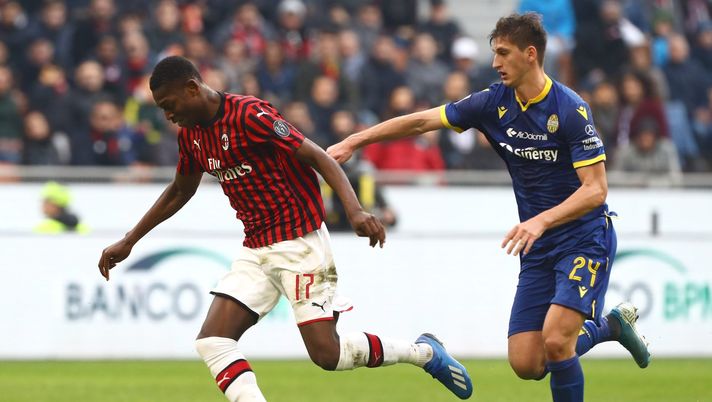 Rafael Leao e Marash Kumbulla in Milan-Verona (credits: GETTY Images) 