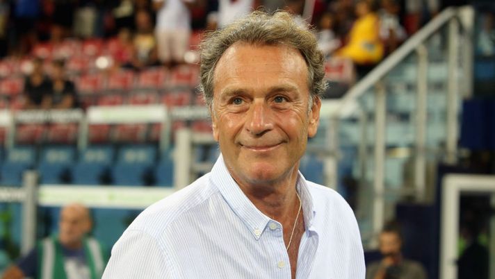 CAGLIARI, ITALY - AUGUST 25: Massimo Cellino president of Brescia looks on during the Serie A match between Cagliari Calcio and Brescia Calcio at Sardegna Arena on August 25, 2019 in Cagliari, Italy. (Photo by Enrico Locci/Getty Images) CAGLIARI, ITALY - AUGUST 25: Massimo Cellino president of Brescia looks on during the Serie A match between Cagliari Calcio and Brescia Calcio at Sardegna Arena on August 25, 2019 in Cagliari, Italy. (Photo by Enrico Locci/Getty Images)