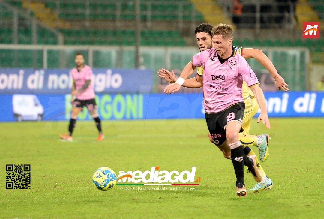 FOTO Palermo-Cagliari 2-1, 18ª giornata Serie B 2022-2023 (Gallery) - immagine 11