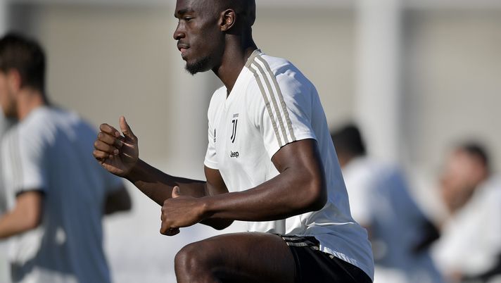 TURIN, ITALY - FEBRUARY 27: Juventus player Benjamin Mokulu during a training session at JTC on February 27, 2019 in Turin, Italy. (Photo by Daniele Badolato - Juventus FC/Juventus FC via Getty Images) TURIN, ITALY - FEBRUARY 27: Juventus player Benjamin Mokulu during a training session at JTC on February 27, 2019 in Turin, Italy. (Photo by Daniele Badolato - Juventus FC/Juventus FC via Getty Images)