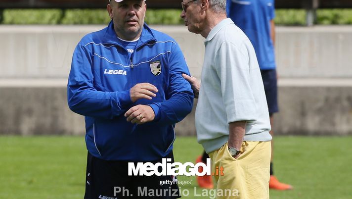 BAD KLEINKIRCHHEIM, AUSTRIA - JULY 13:  Head coach of Palermo Bruno Tadino (L) with president Maurizio Zamparini during pre-season training camp on July 13, 2017 in Bad Kleinkirchheim, Austria.  (Photo by Maurizio Lagana/Getty Images) 