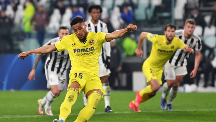 TURIN, ITALY - MARCH 16: Arnaut Danjuma of Villarreal CF scores their sides third goal from the penalty spot during the UEFA Champions League Round Of Sixteen Leg Two match between Juventus and Villarreal CF at Juventus Stadium on March 16, 2022 in Turin, Italy. (Photo by Valerio Pennicino/Getty Images) Juventus-Villarreal, per chi conosce i propri polli… - immagine 1