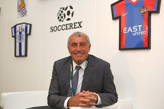 Peter Shilton (getty images) Peter Shilton (getty images)