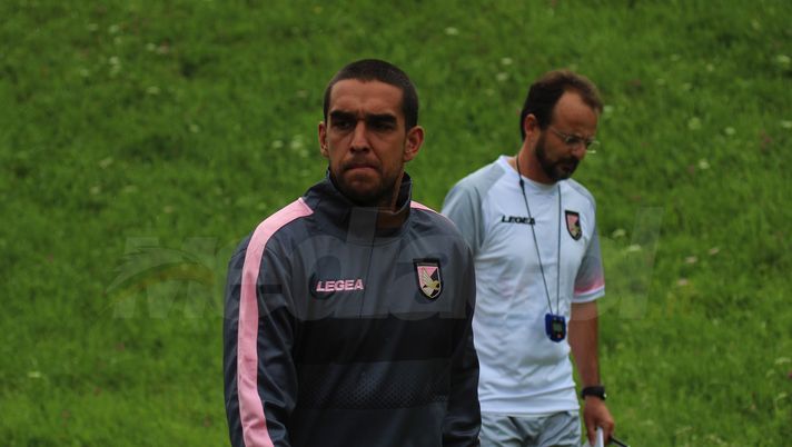 Palermo, lo sfogo di Bellusci: “Siamo soli, non abbiamo garanzie. Stellone e Foschi…”  Palermo, lo sfogo di Bellusci: “Siamo soli, non abbiamo garanzie. Stellone e Foschi…”