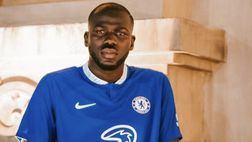 FOTO Koulibaly, primi scatti con la maglia del Chelsea: “Sono felice”