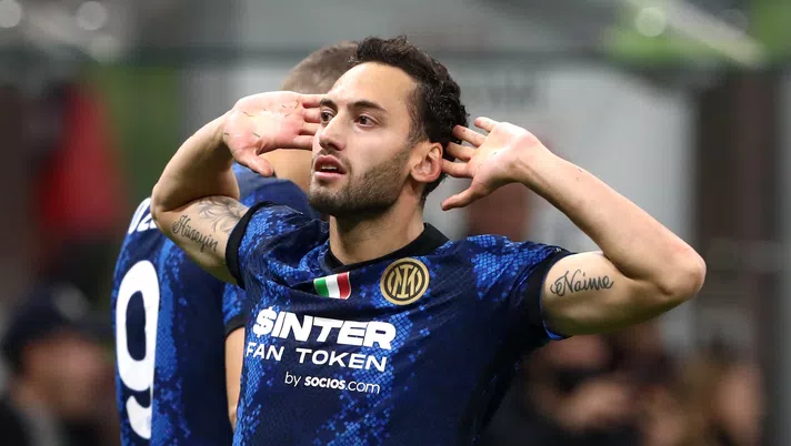 Maccarone: “L’esultanza di Calhanoglu nel Derby? Io non l’avrei fatto” - immagine 1