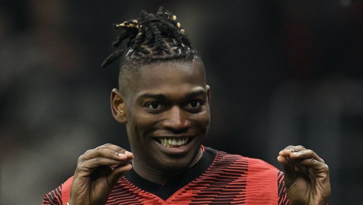 esultanza gol Rafael Leao AC Milan Milan-Atalanta 1-1 Serie A 2023-2024