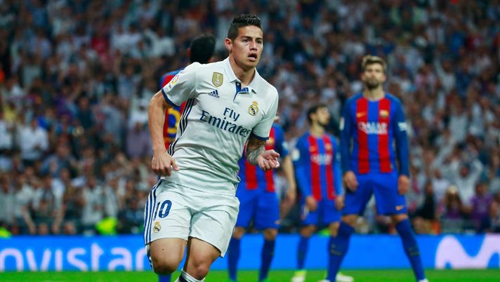 MADRID, SPAIN - APRIL 23: James Rodriguez of Real Madrid celebrates as he scores their second goal during the La Liga match between Real Madrid CF and FC Barcelona at Estadio Bernabeu on April 23, 2017 in Madrid, Spain. (Photo by Gonzalo Arroyo Moreno/Getty Images) MADRID, SPAIN - APRIL 23: James Rodriguez of Real Madrid celebrates as he scores their second goal during the La Liga match between Real Madrid CF and FC Barcelona at Estadio Bernabeu on April 23, 2017 in Madrid, Spain. (Photo by Gonzalo Arroyo Moreno/Getty Images)
