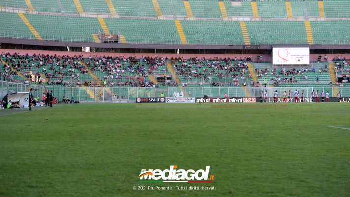 Palermo-Latina: biglietti in vendita da ieri sera, curve a 10 euro per la prima  Palermo-Latina: biglietti in vendita da ieri sera, curve a 10 euro per la prima