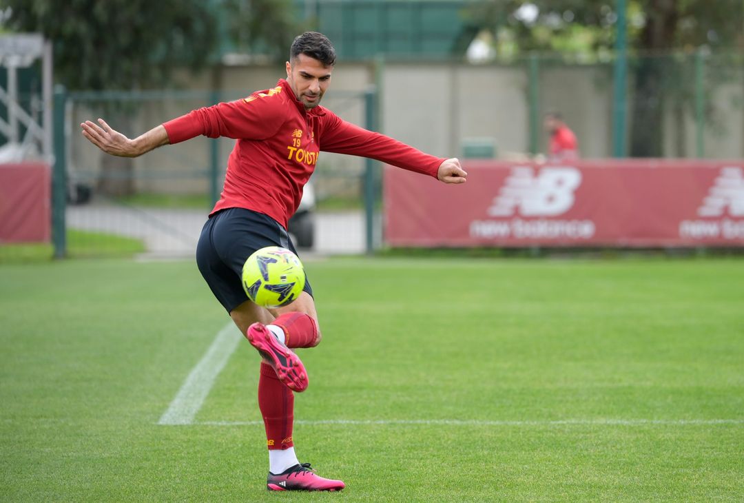 Roma, ultimo allenamento prima del match contro la Cremonese – FOTO GALLERY - immagine 39
