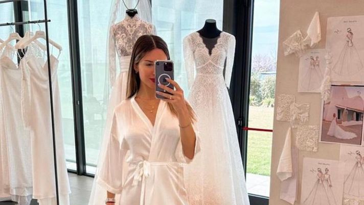 Giornata importante per Agustina: la compagna di Lautaro Martinez sceglie l’abito da sposa - immagine 1