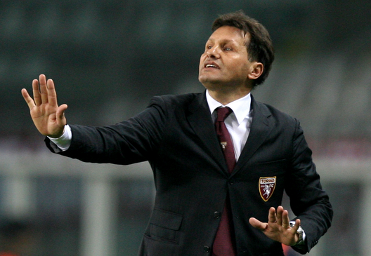 TURIN, ITALY - FEBRUARY 23: Novellino of Torino during the Serie A match between Torino and Parma at the Stadio Olimpico on February 23, 2008 in Turin, Italy. (Photo by New Press/Getty Images) TURIN, ITALY - FEBRUARY 23: Novellino of Torino during the Serie A match between Torino and Parma at the Stadio Olimpico on February 23, 2008 in Turin, Italy. (Photo by New Press/Getty Images)