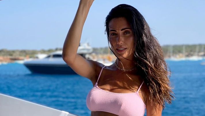 Federica Nargi, web a bocca aperta: forme mozzafiato in bikini per lady Matri  Federica Nargi, web a bocca aperta: forme mozzafiato in bikini per lady Matri