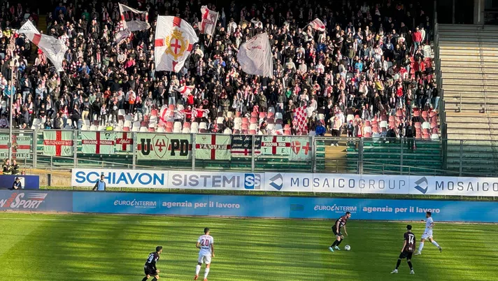 FINALE PADOVA-PRO VERCELLI 3-2 (20′ Varas, 24′ Delli Carri, 34′ aut. Kirwan, 88′ Comi, 95′ Palombi) - immagine 1