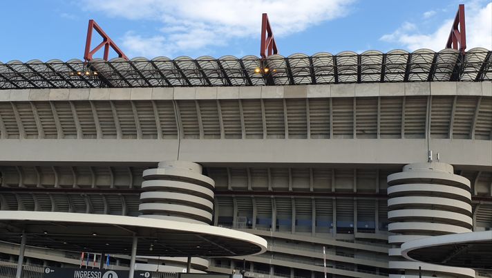 Zolle veronesi e biglietti in vendita, a Milano è già derby Zolle veronesi e biglietti in vendita, a Milano è già derby - immagine 1