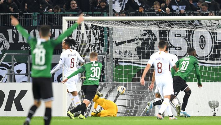 MOENCHENGLADBACH, GERMANY - NOVEMBER 07: Marcus Thuram of Borussia Monchengladbach scores his sides second goal during the UEFA Europa League group J match between Borussia Moenchengladbach and AS Roma at Borussia-Park on November 07, 2019 in Moenchengladbach, Germany. (Photo by Jörg Schüler/Bongarts/Getty Images) MOENCHENGLADBACH, GERMANY - NOVEMBER 07: Marcus Thuram of Borussia Monchengladbach scores his sides second goal during the UEFA Europa League group J match between Borussia Moenchengladbach and AS Roma at Borussia-Park on November 07, 2019 in Moenchengladbach, Germany. (Photo by Jörg Schüler/Bongarts/Getty Images)