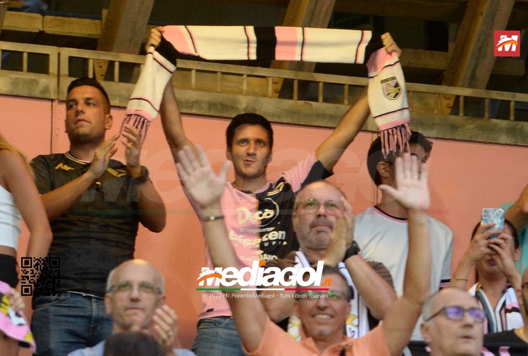 FOTOTIFO, Palermo-Perugia 2-0: i tifosi allo stadio Renzo Barbera (Gallery) - immagine 61