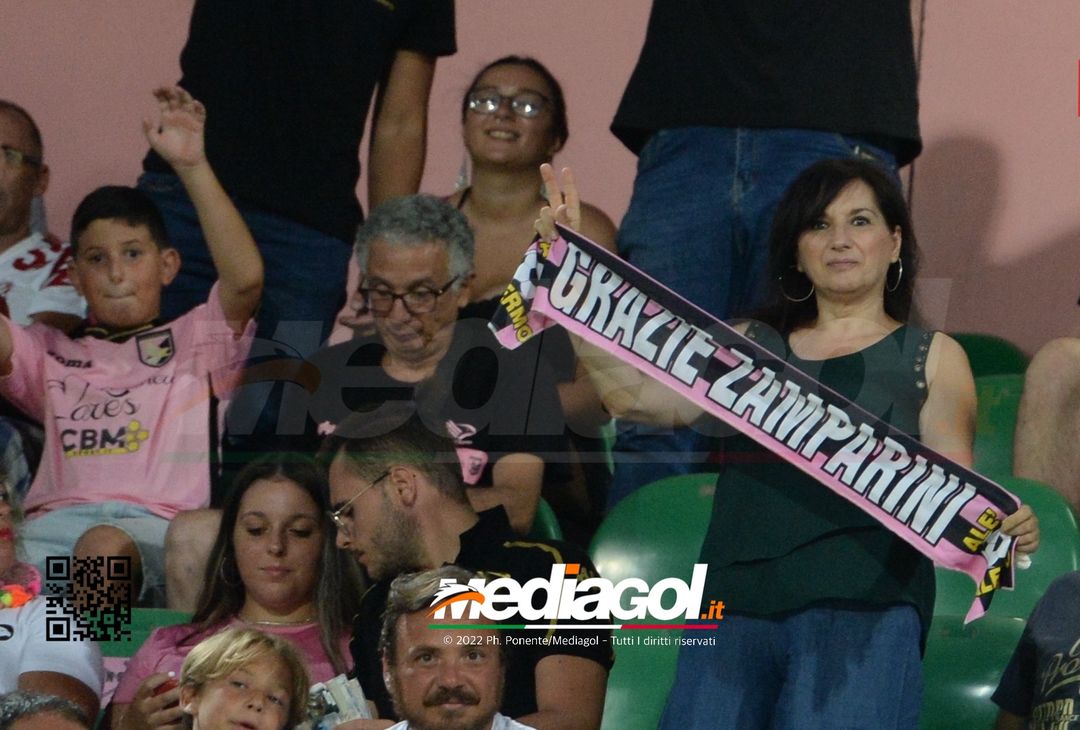 FOTOTIFO, Palermo-Reggiana 3-2 i tifosi allo stadio (gallery) - immagine 14