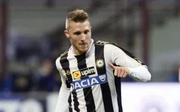  Widmer, centrocampista dell'Udinese (fonte: toronews.net)