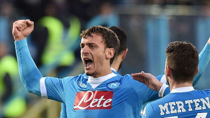during the Serie A match between Frosinone Calcio and SSC Napoli at Stadio Matusa on January 10, 2016 in Frosinone, Italy. NAPOLI – Maksimovic rivoluziona la difesa. Gabbiadini resta, e Milik? Ecco che succede - immagine 1