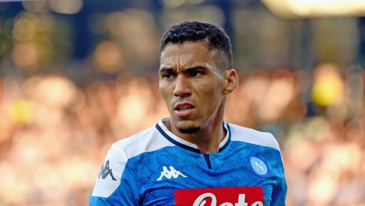 FERRARA, ITALY - OCTOBER 27: Marques Allan of SSC Napoli looks during the Serie A match between SPAL and SSC Napoli at Stadio Paolo Mazza on October 27, 2019 in Ferrara, Italy. (Photo by Pier Marco Tacca/Getty Images) Napoli, la scelta su Allan e Milik per il Genk. L’esito degli esami per Maksimovic - immagine 1