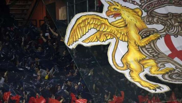 Pubblicità gratis per i servizi a domicilio al cittadino genovese da parte dei tifosi del Genoa La rinascita del grifone nel segno di Bresh: finalmente fuori la canzone della Gradinata nord rossoblù - immagine 1