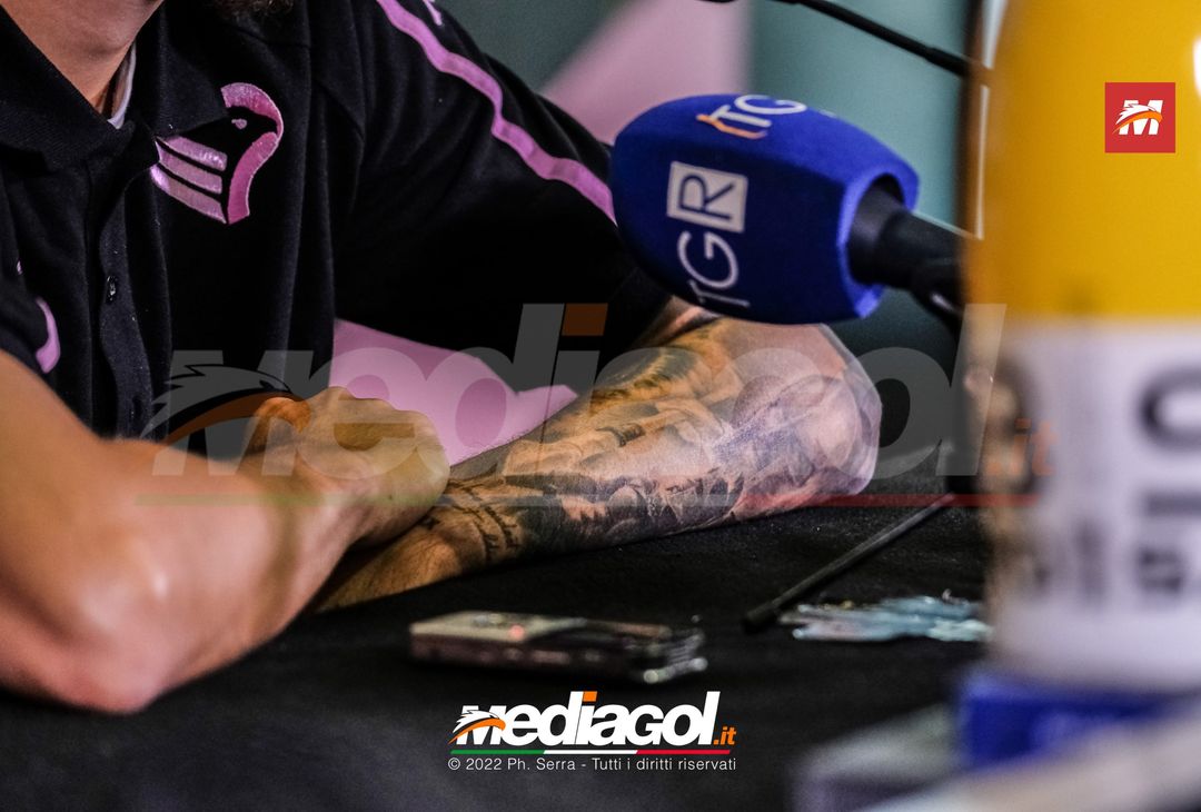 FOTO PALERMO, La presentazione di Davide Bettella in conferenza stampa (Gallery) - immagine 7