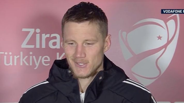 Weghorst: “Messi mi ha dato dell’idiota? Ecco com’è andata veramente” Weghorst: “Messi mi ha dato dell’idiota? Ecco com’è andata veramente” - immagine 1