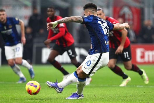 (Photo by Marco Luzzani/Getty Images) Spettacolo ed emozioni, ma il derby di Milano finisce in parità- immagine 4