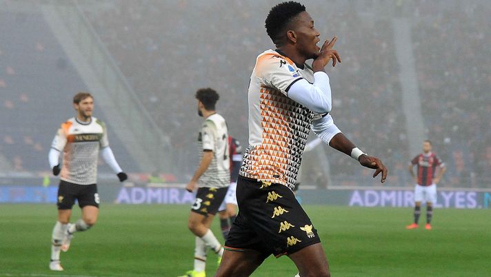Venezia, entusiasmo Okereke: “Mi manca solo quel gol al Sassuolo…ogni partita è una battaglia” - immagine 1